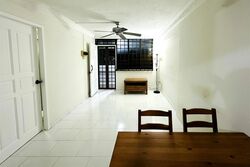 Blk 12 Holland Vista (Queenstown), HDB 3 Rooms #565643941